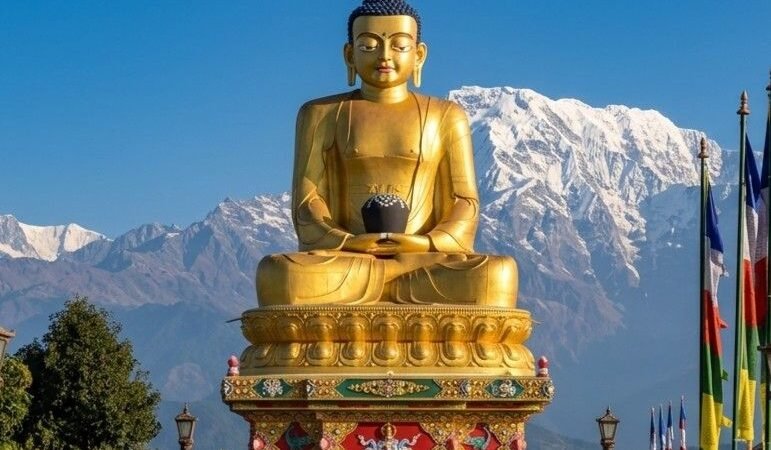 Thaple Hill Syangja: 5 Reasons to Visit the Golden Buddha Viewpoint